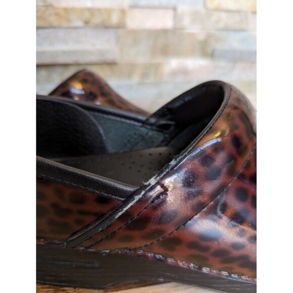 DANSKO PRO Tortoise Shell Patent Leather Brown Clog Womens 9 - Picture 7 of 8